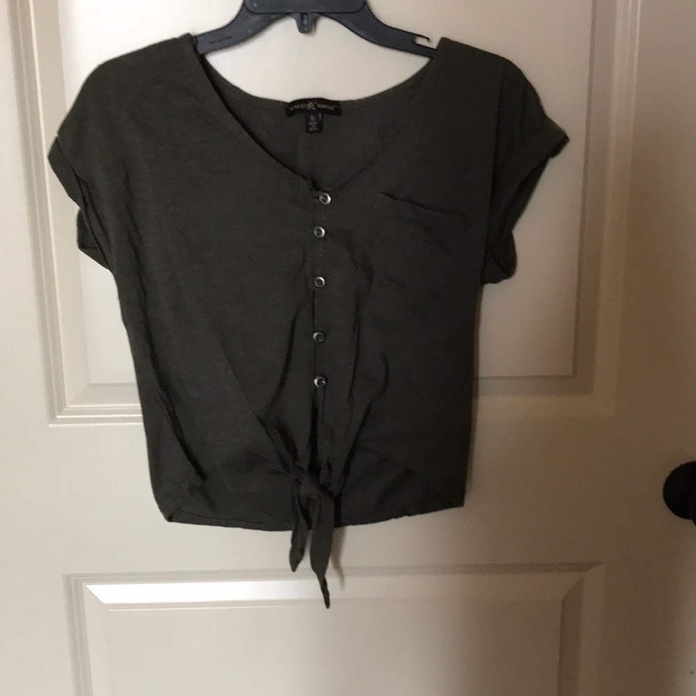 Crop top